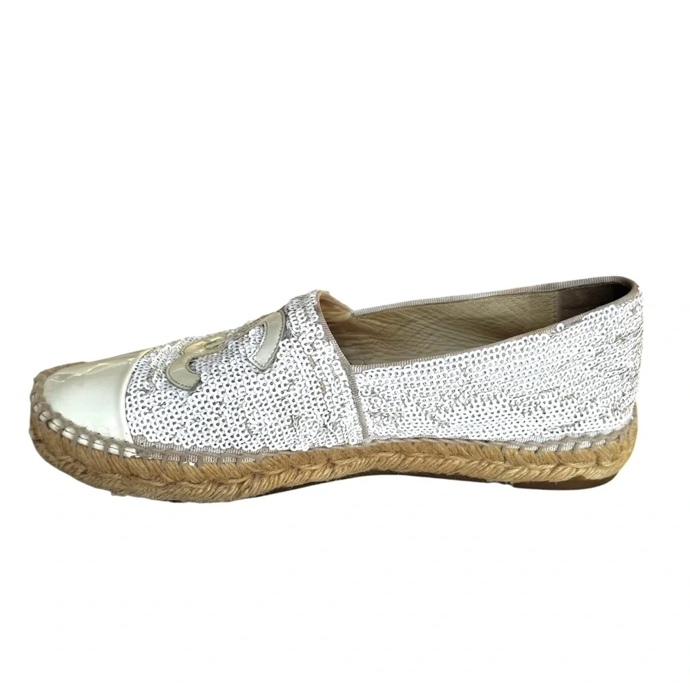 CHANEL White Interlocking CC Patent Sequins Espadrille